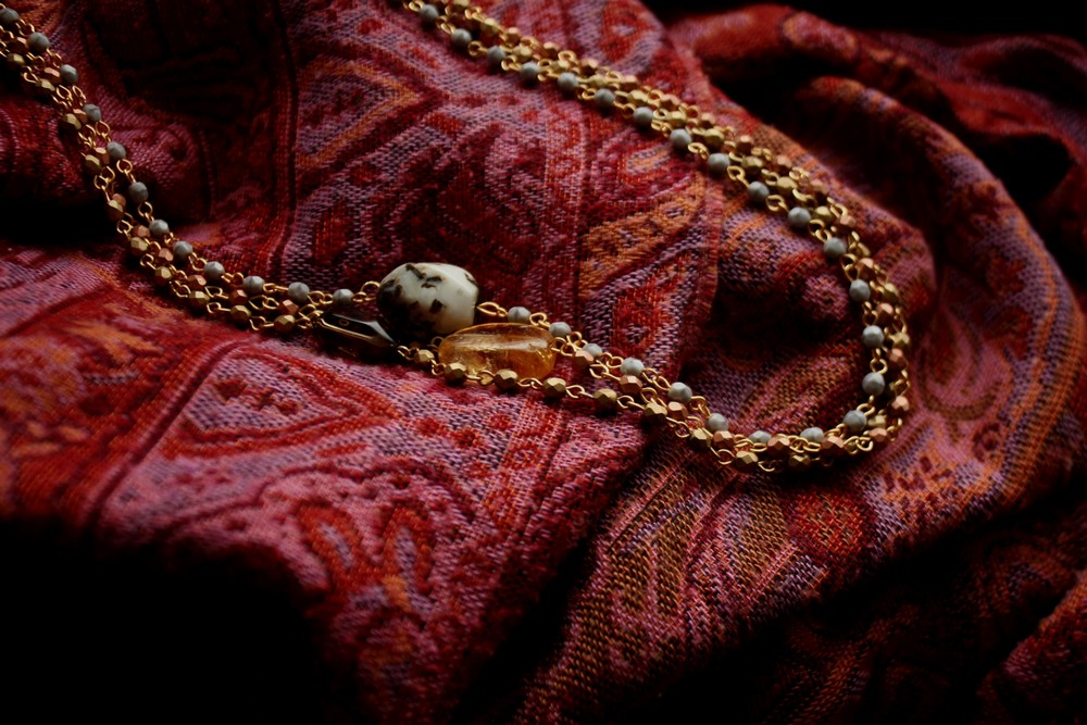 miss babacilu blog coliere de toamna bijuterii personalizate bijuterii cu pietre semipretioase coliere lungi delicate si romantice 1
