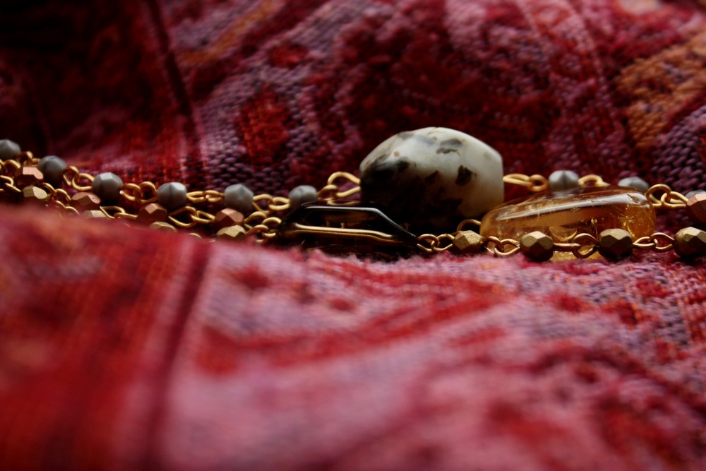 miss babacilu blog coliere de toamna bijuterii personalizate bijuterii cu pietre semipretioase coliere lungi delicate si romantice 3